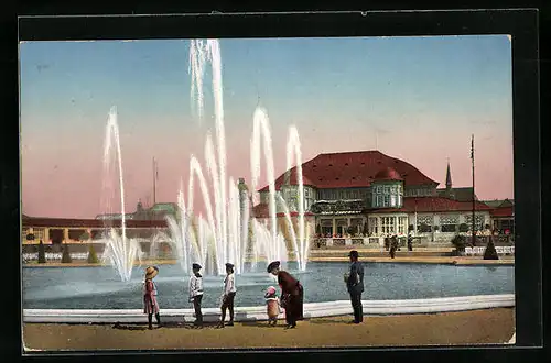 AK Leipzig, Internationale Baufachausstellung 1913, Leuchstspringbrunnen vor dem Hauptrestaurant