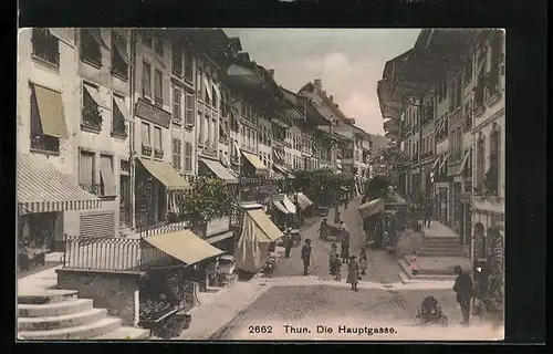 AK Thun, Die Hauptgasse mit Passanten