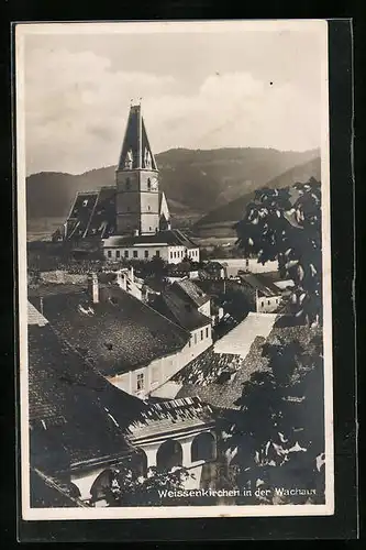 AK Weissenkirchen /Wachau, Ortspartie mit Kirche