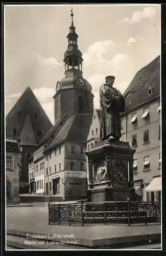 AK Eisleben, Markt mit Lutherdenkmal