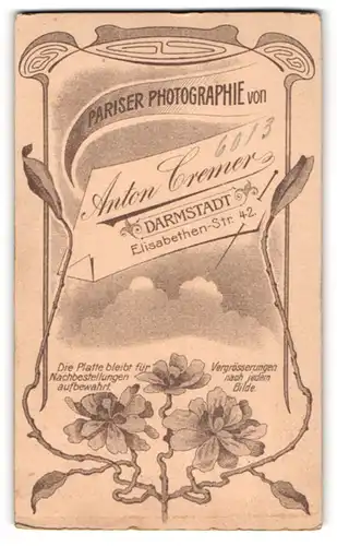 Fotografie Anton Cremer, Darmstadt, Elisabethen-Str. 42, Schriftzug des Fotografen von Blumen umrandet