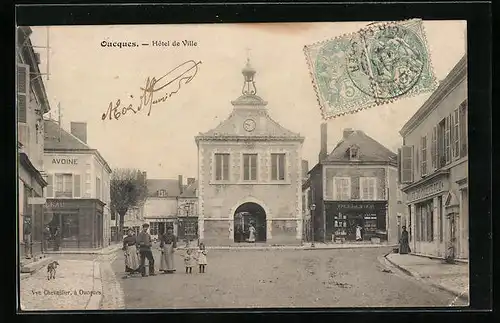 AK Oucques, Hôtel de Ville