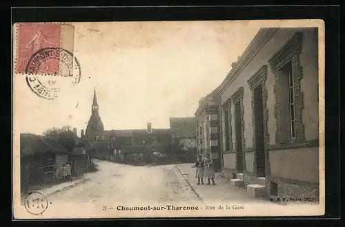 AK Chaumont-sur-Tharonne, Rue de la Gare, Strassenpartie