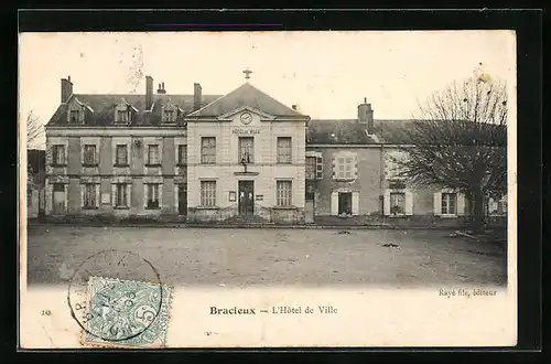 AK Bracieux, L`Hôtel de Ville