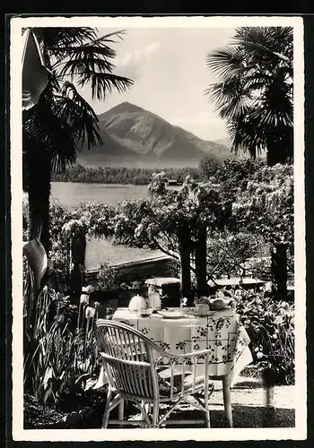 AK Locarno, Hotel-Pension Rivapiana, Frühstück im Garten