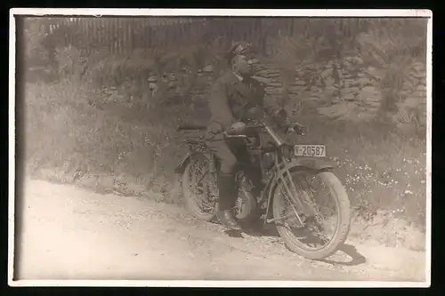 Fotografie Motorrad DKW-E300, Krad mit Kennzeichen V-2087