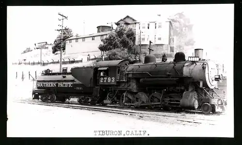 Fotografie E. Giffin, San Pedro, Ansicht Tiburon / CA, Dampflok Nr. 2793 der Southern Pacific, Eisenbahn USA