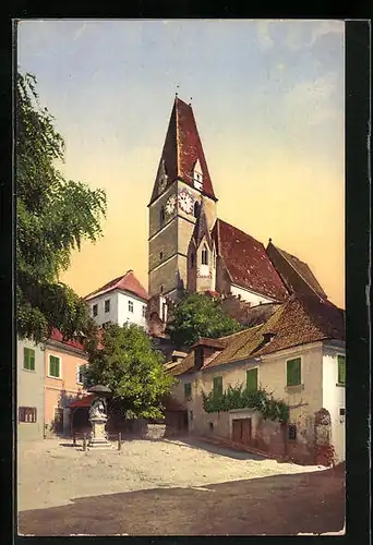 AK Weissenkirchen / Wachau, Strassenpartie mit Blick auf die Kirche