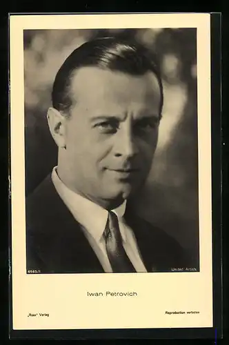 AK Schauspieler Iwan Petrovich mit charmantem Blick