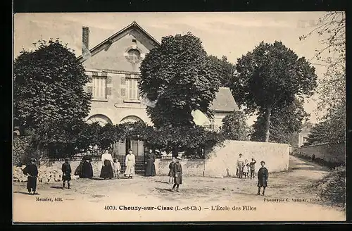 AK Chouzy-sur-Cisse, L`Ecole des Filles