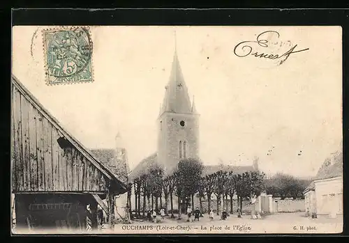 AK Ouchamps, La Place de l`Eglise