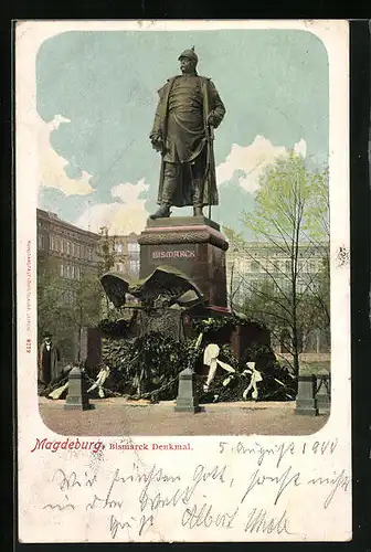 AK Magdeburg, Bismarck Denkmal mit Kränzen
