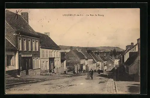 AK Licques, la Rue du Bourg