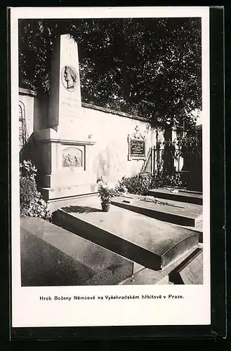 AK Prag / Praha, Hrob Bozeny Nemcové na Vysehradskem hrbitove v Praze