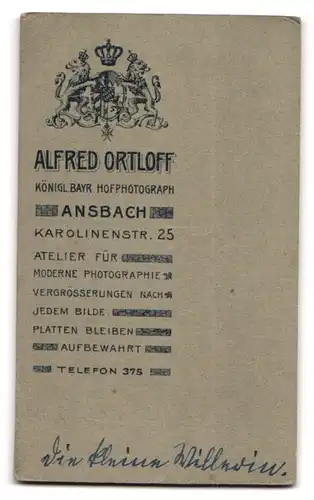 Fotografie Alfr. Ortloff, Ansbach, Karolinenstrasse 25, Kleinkind mit beleidigtem Blick