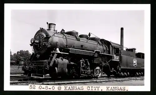 Fotografie A.B. Johnson, Springfield, Ansicht Kansas City, Dampflok Nr. 52 der MKT, Eisenbahn USA