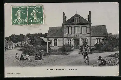 AK Nouan-le-Fuzelier, La Mairie
