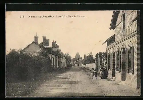 AK Nouan-le-Fuzelier, Rue de Moléon