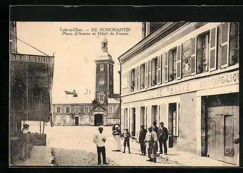 AK Romorantin, Place d`Armes et Hotel de France