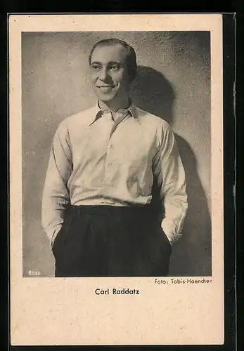 AK Schauspieler Carl Raddatz im Hemd