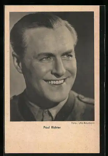 AK Schauspieler Paul Richter mit strahlendem Lächeln
