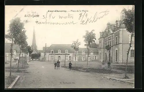 AK Cour-Cheverny, Place de la Mairie