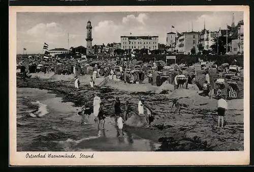 AK Warnemünde, Strand mit Badegästen
