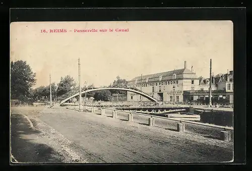 AK Reims, Passerelle sur le Canal