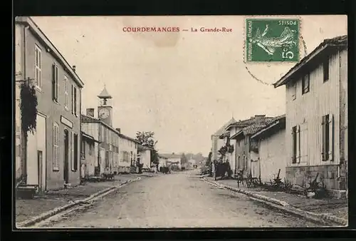 AK Courdemanges, La Gande Rue