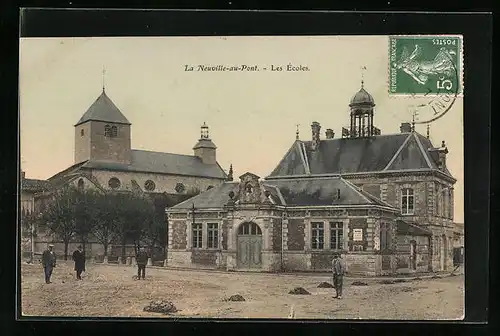 AK La Neuville-au-Pont, Les Écoles