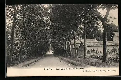 AK Livry, Avenue de la Poudrerie