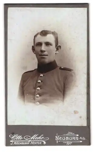 Fotografie Otto Mohr, Neuburg, Soldat des 15. Regiments in Uniform mit Segelohren
