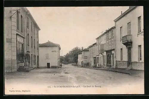 AK St-Symphorien-de-Lay, Le fond du Bourg