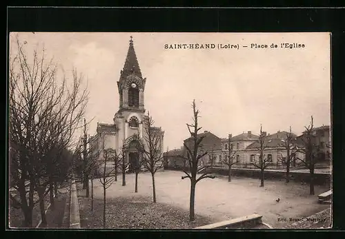 AK Saint-Héand, Place de l`Eglise
