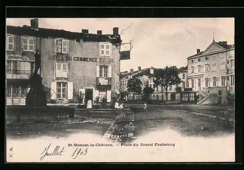 AK Saint-Bonnet-le-Chateau, Place du Grand Faubourg