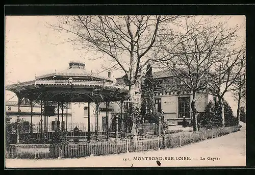 AK Montrond-sur-Loire, Le Geyser