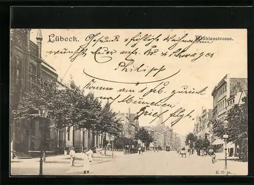 AK Lübeck, Mühlenstrasse mit Passanten