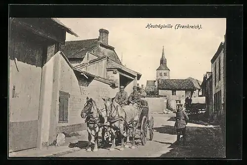 AK Heutrégiville, La Rue