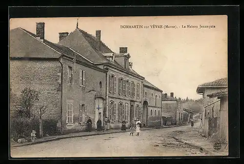 AK Dommartin sur Yèvre, La Maison Jennequin