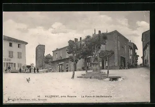 AK Villerest, la Place et les Remparts