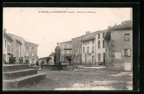 AK St-Didier-sous-Rochefort, Place de la Fontaine