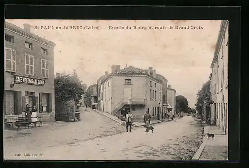 AK St-Paul-en-Jarrez, Entree du Bourg et route de Grand-Croix