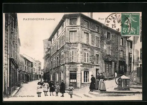 AK Panissières, Rue de la Republique