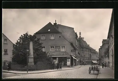 AK Weiden /Obpf., Wörthstrasse mit Geschäften und Kriegerdenkmal