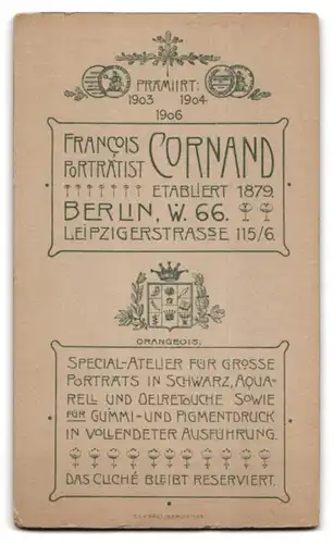 Fotografie Francois Cornand, Berlin, Leipzigerstr. 155 /6, Portrait eines elegant gekleideten Paares