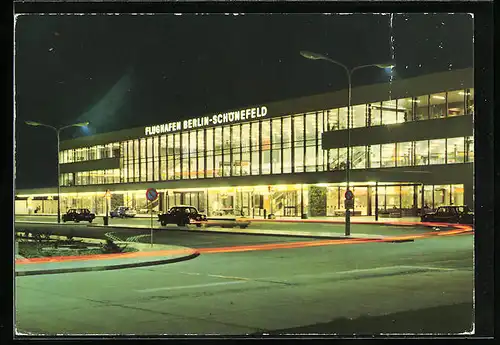 AK Berlin-Schönefeld, Flughafen am Abend