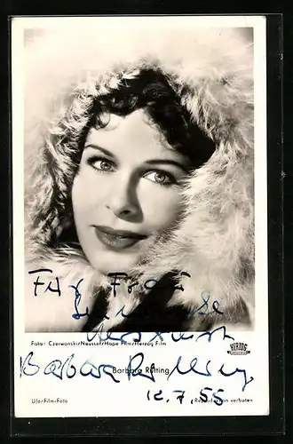 AK Schauspielerin Barbara Rütting mit Pelzkappe, Autograph