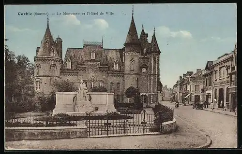 AK Corbie, Le Monument et l`Hotel de Ville