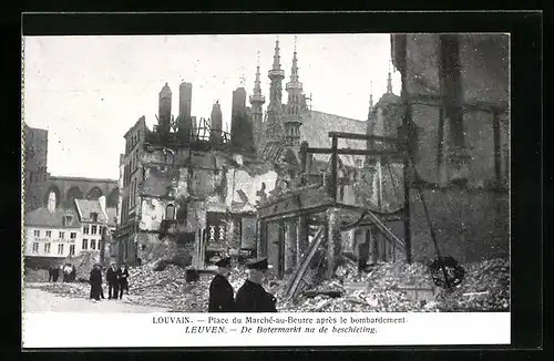 AK Louvain, Place du Marché-au-Beurre après le bombardement