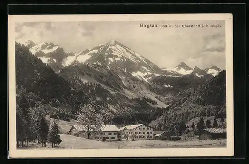 AK Birgsau im Allgäu, Hotel und Pension mit Blick auf das Gebirgsmassiv